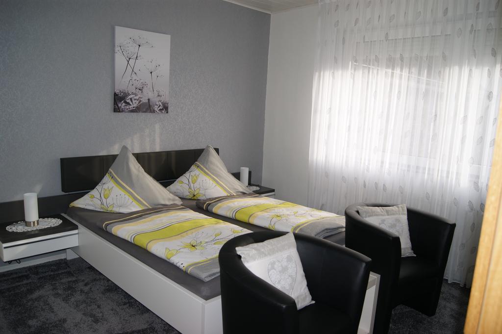 Pension Heib Cochem Esterno foto
