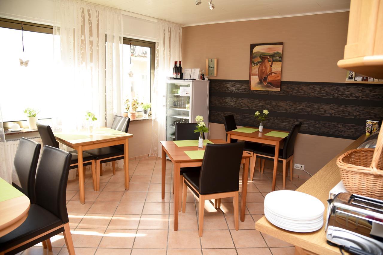 Pension Heib Cochem Esterno foto